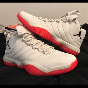 Men’s Jordan Superfly 2017 10.5 Sail/infrared NEW